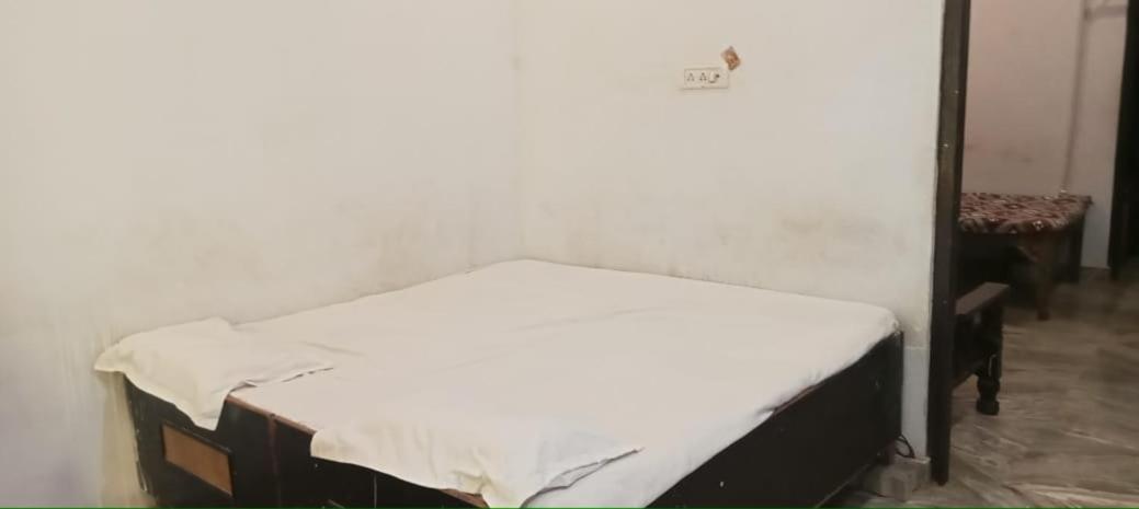 Vaibhav Sadan Dharmsala Otel Ayodhya Dış mekan fotoğraf