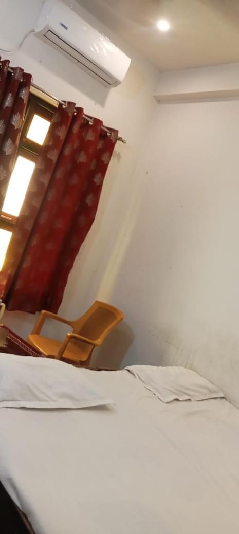 Vaibhav Sadan Dharmsala Otel Ayodhya Dış mekan fotoğraf